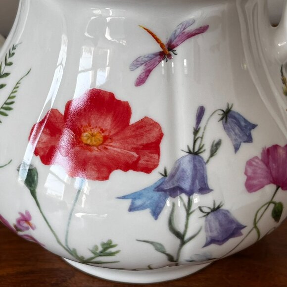Kent Pottery Porcelain Teapot Floral Dragonflies Poppies Cottagecore SMALL FLAW - Picture 7 of 17